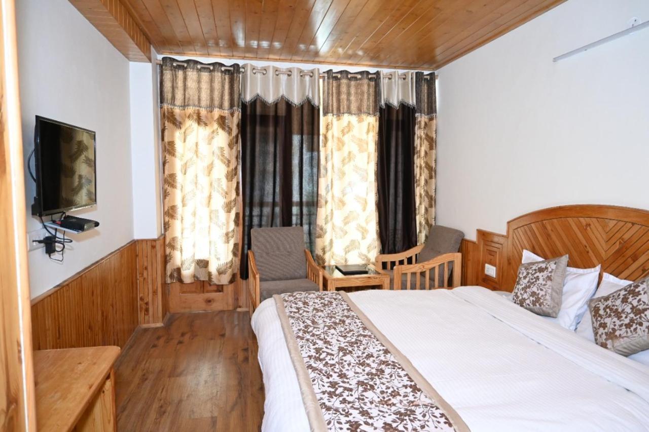 Hotel Nirmal Chhaya Manāli Exteriér fotografie