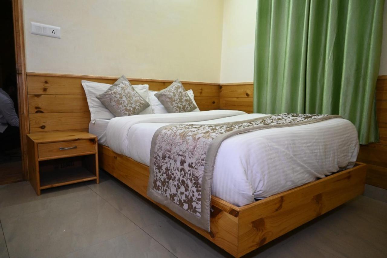 Hotel Nirmal Chhaya Manāli Exteriér fotografie