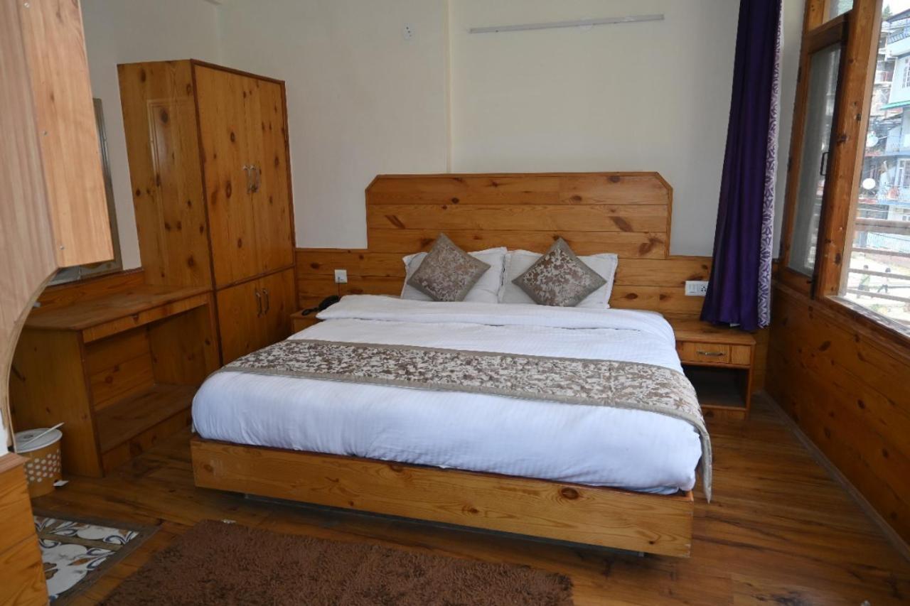 Hotel Nirmal Chhaya Manāli Exteriér fotografie
