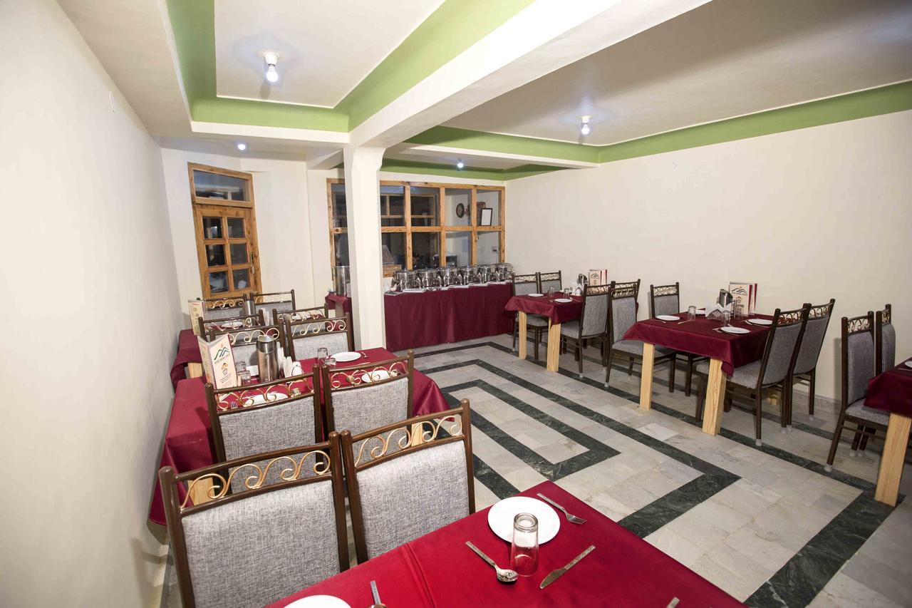 Hotel Nirmal Chhaya Manāli Exteriér fotografie